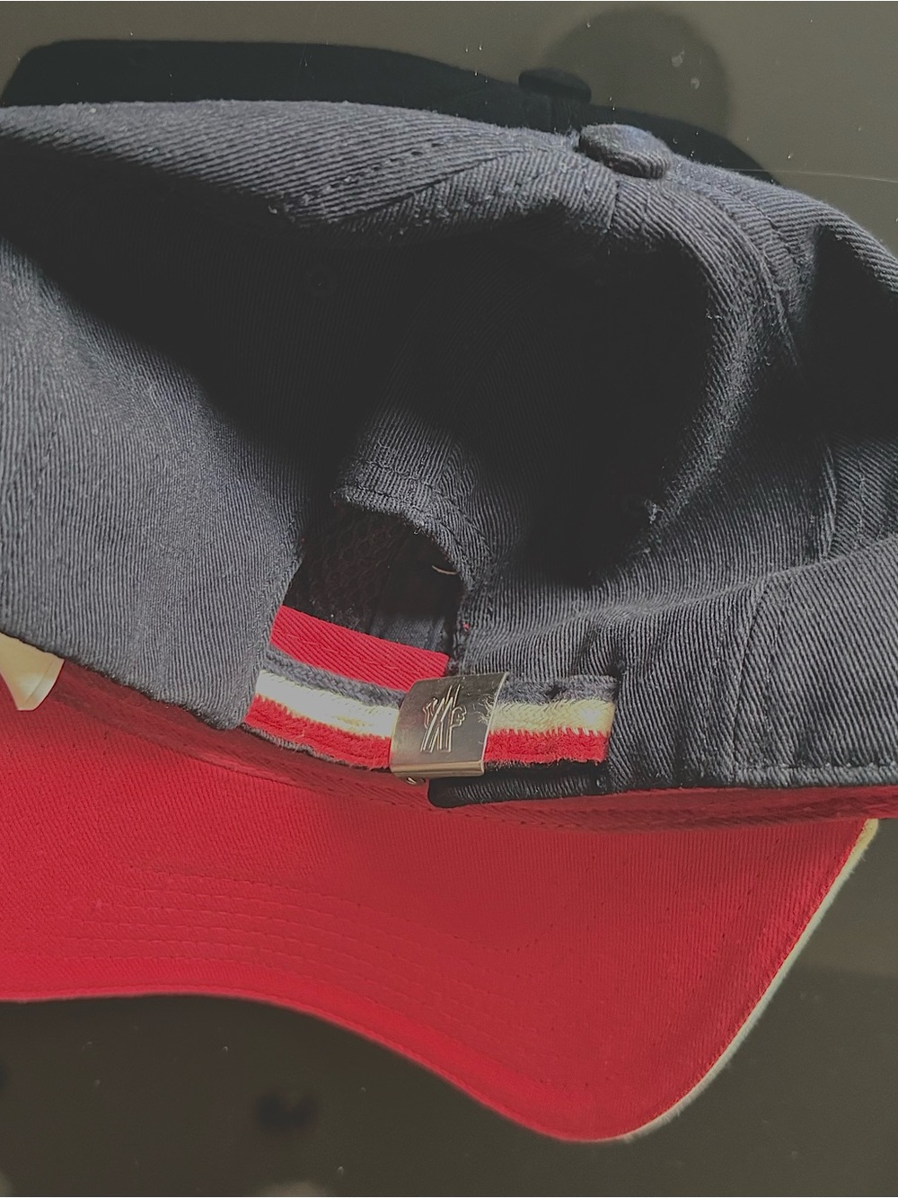 Moncler Navy Cap with Cream Patch and Red Detail - Picture 3 of 6